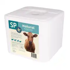 SP Natural &ndash; er den rene saltsteinen som kun best&aring;r av natriumklorid for alle dyrearter.